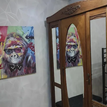 Charming Riverside House With Jacuzzi And Gym * Блемон