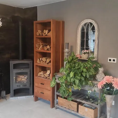 Charming Riverside House With Jacuzzi And Gym *