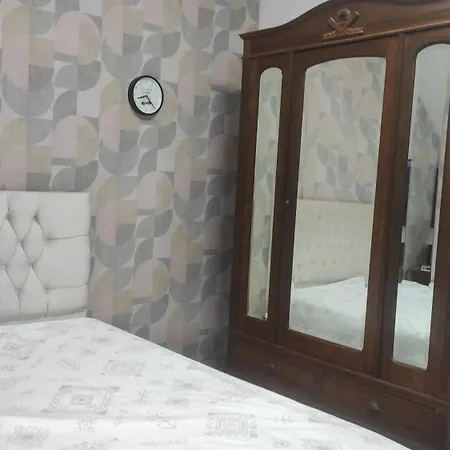 Charming Riverside House With Jacuzzi And Gym * Блемон