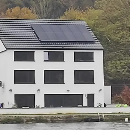 Charming Riverside House With Jacuzzi And Gym * Блемон