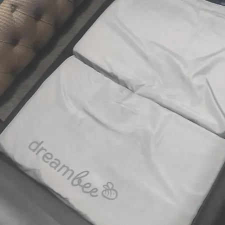 Charming Riverside House With Jacuzzi And Gym